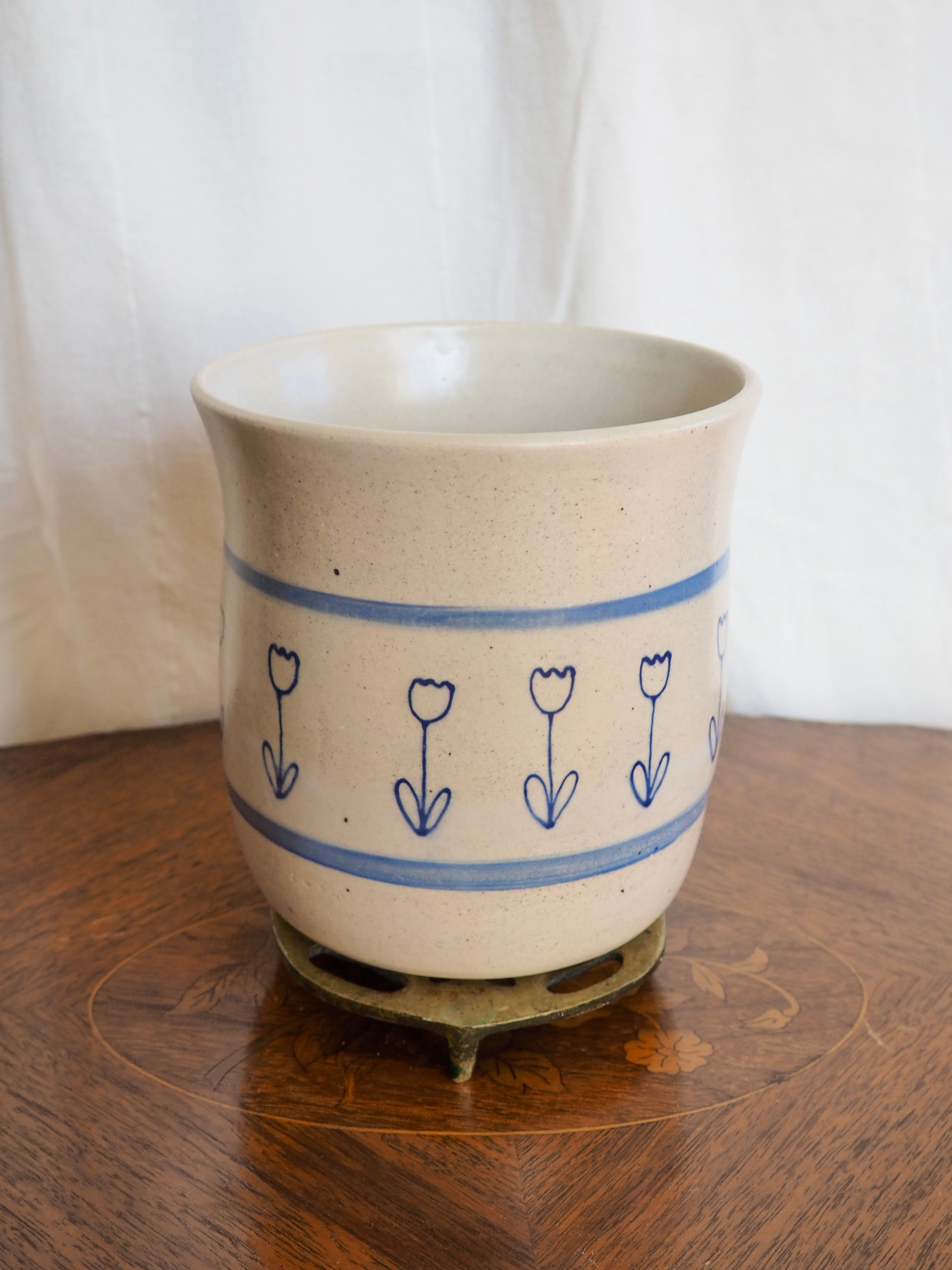 Large Tulip Vase/Crock