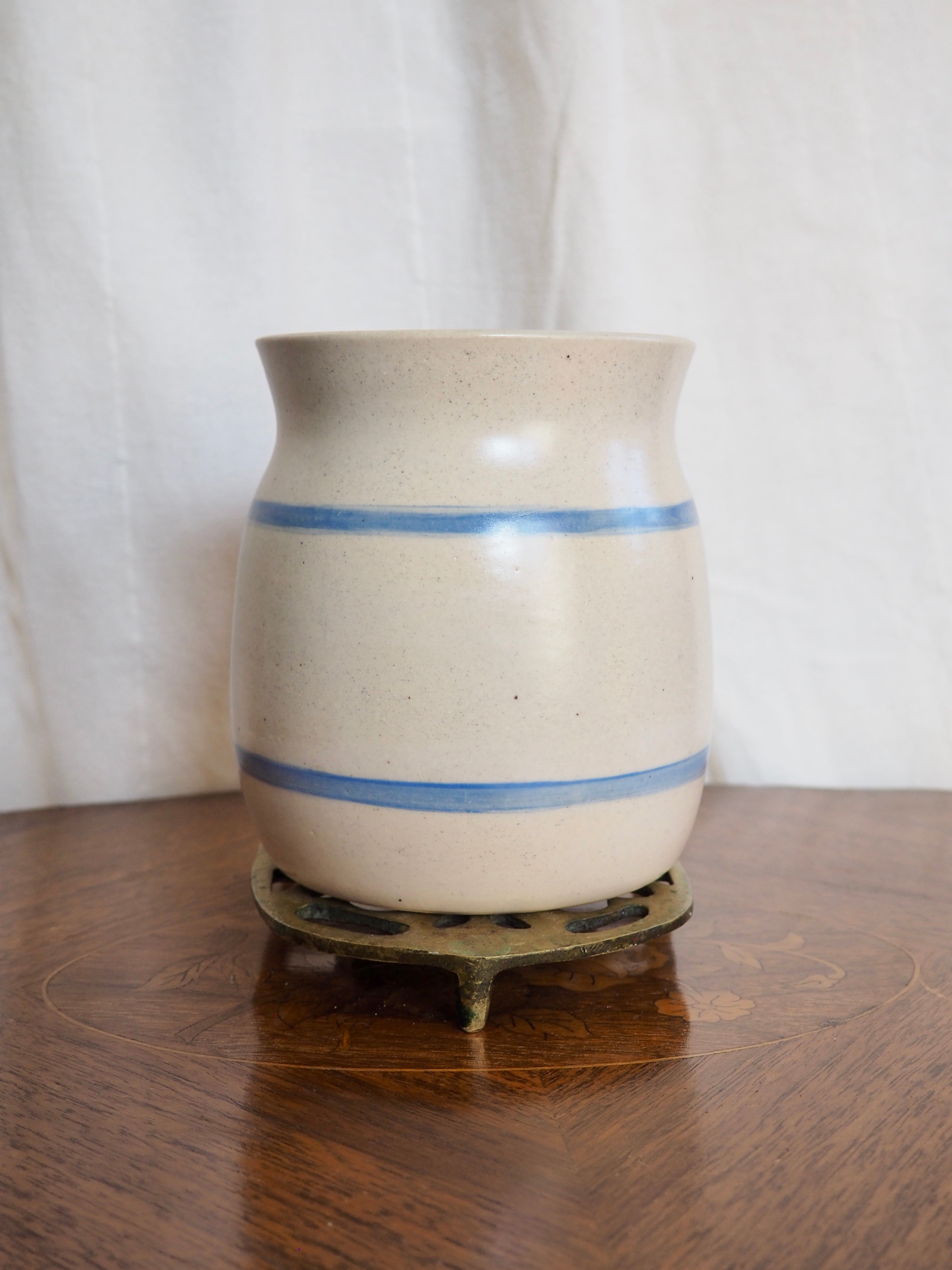 Small Tulip Vase/Crock