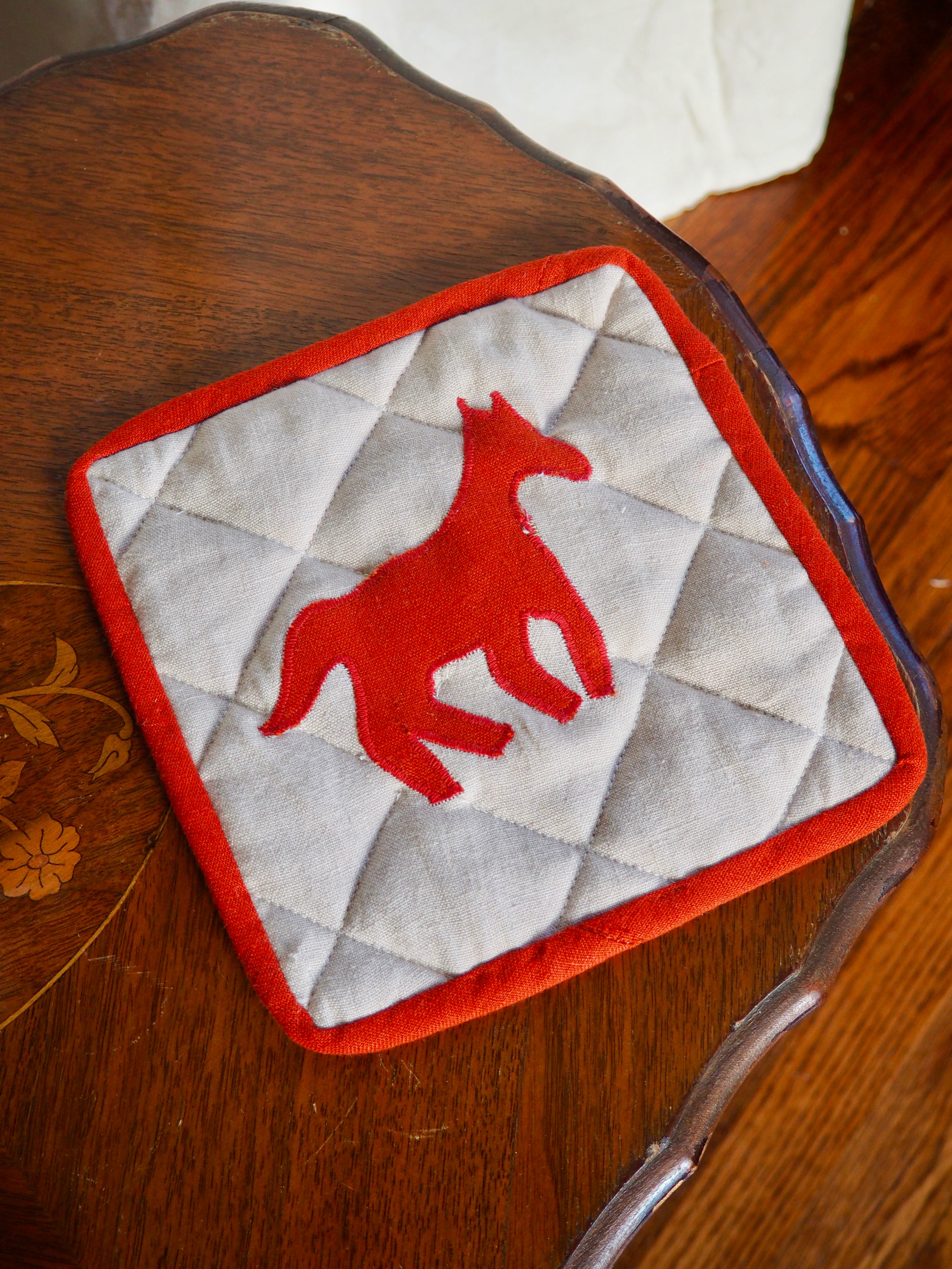 Solune Ceramics x Mini & Mae Quilts Horse Set